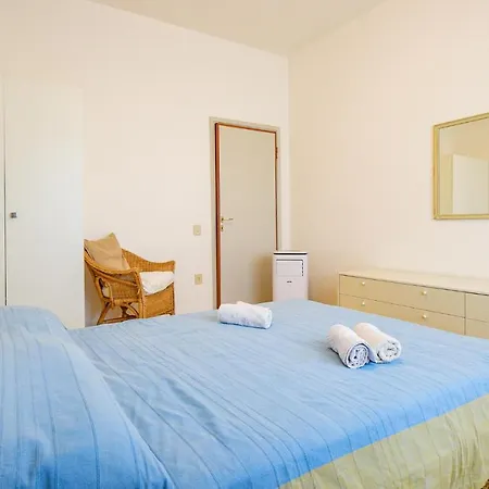 Amazing In With Kitchen Apartment Viareggio